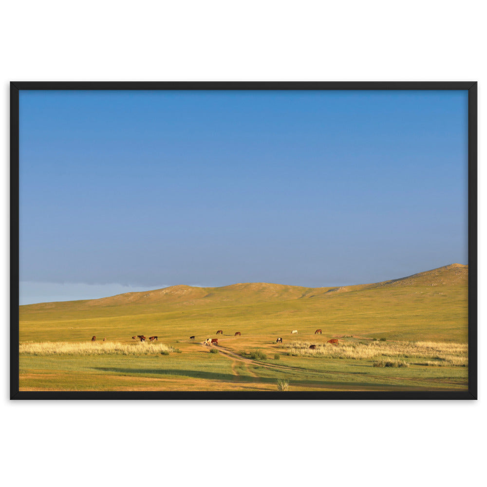 Poster mit Rahmen - Steppe on a calm morning, Mongolia Young Han Song Schwarz / 61×91 cm artlia