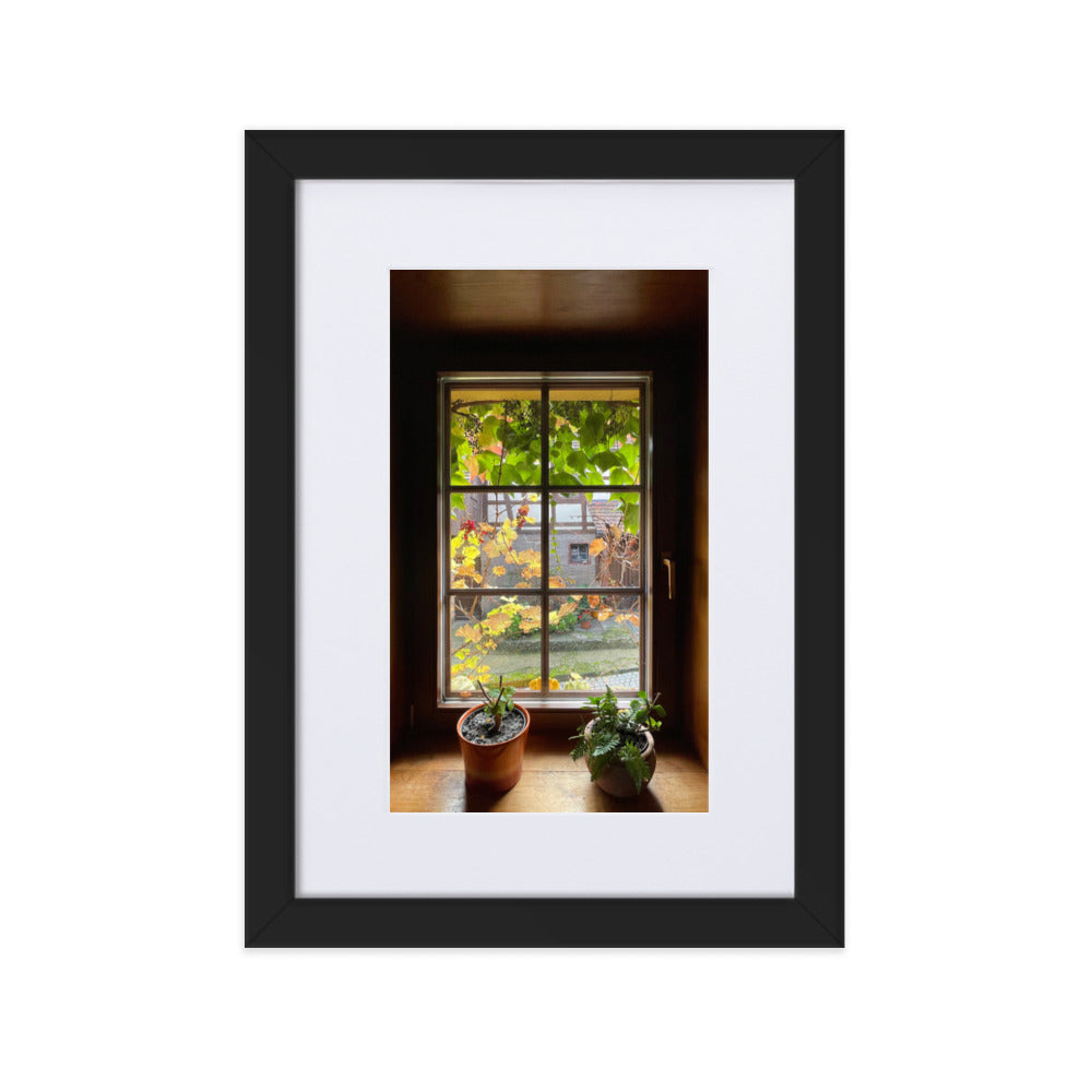 Autumn Window Herbstfenster Margersdorf - Poster im Rahmen mit Passepartout Kuratoren von artlia Schwarz / 21×30 cm artlia