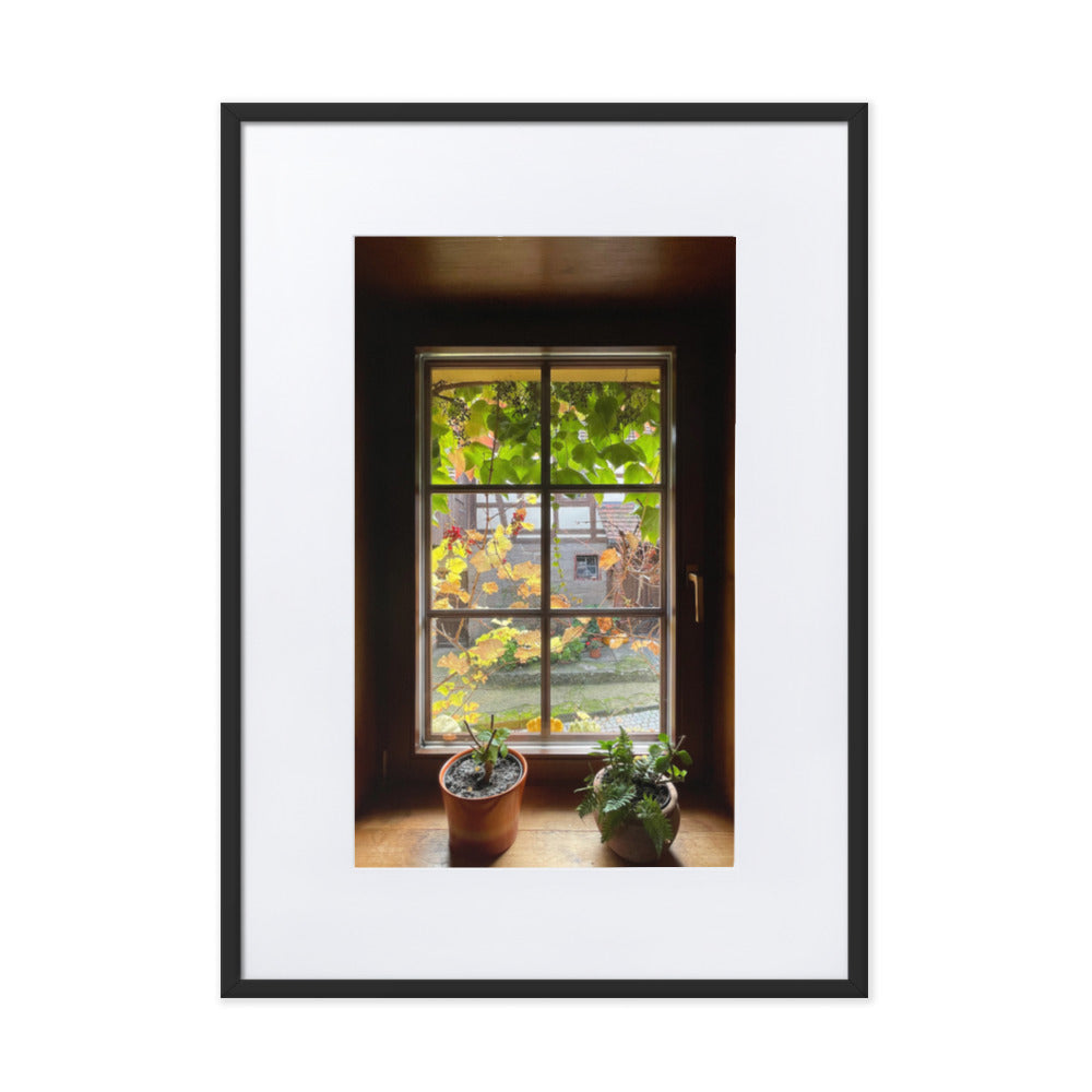 Autumn Window Herbstfenster Margersdorf - Poster im Rahmen mit Passepartout Kuratoren von artlia Schwarz / 50×70 cm artlia