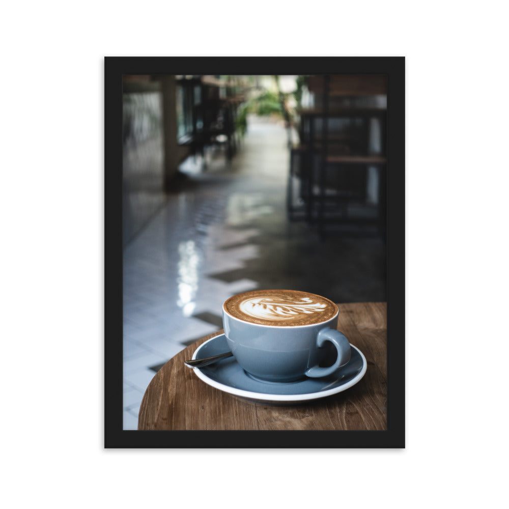 Cappuccino in Café - Poster im Rahmen Kuratoren von artlia Schwarz / 30×40 cm artlia