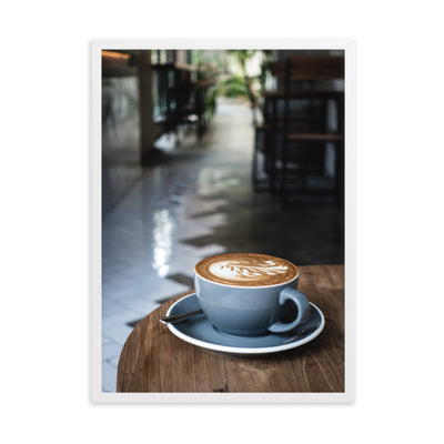Cappuccino in Café - Poster im Rahmen Kuratoren von artlia Weiß / 50×70 cm artlia