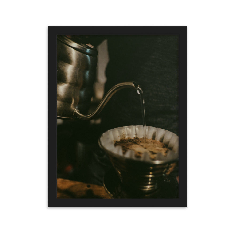 cozy Café - Poster im Rahmen Kuratoren von artlia Schwarz / 30×40 cm artlia