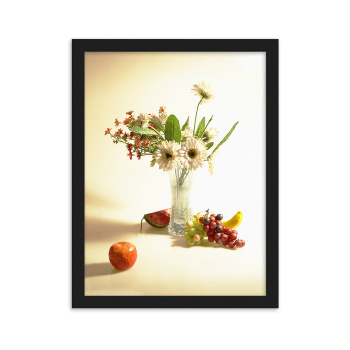 Flower Vase - Poster im Rahmen Kuratoren von artlia Schwarz / 30×40 cm artlia