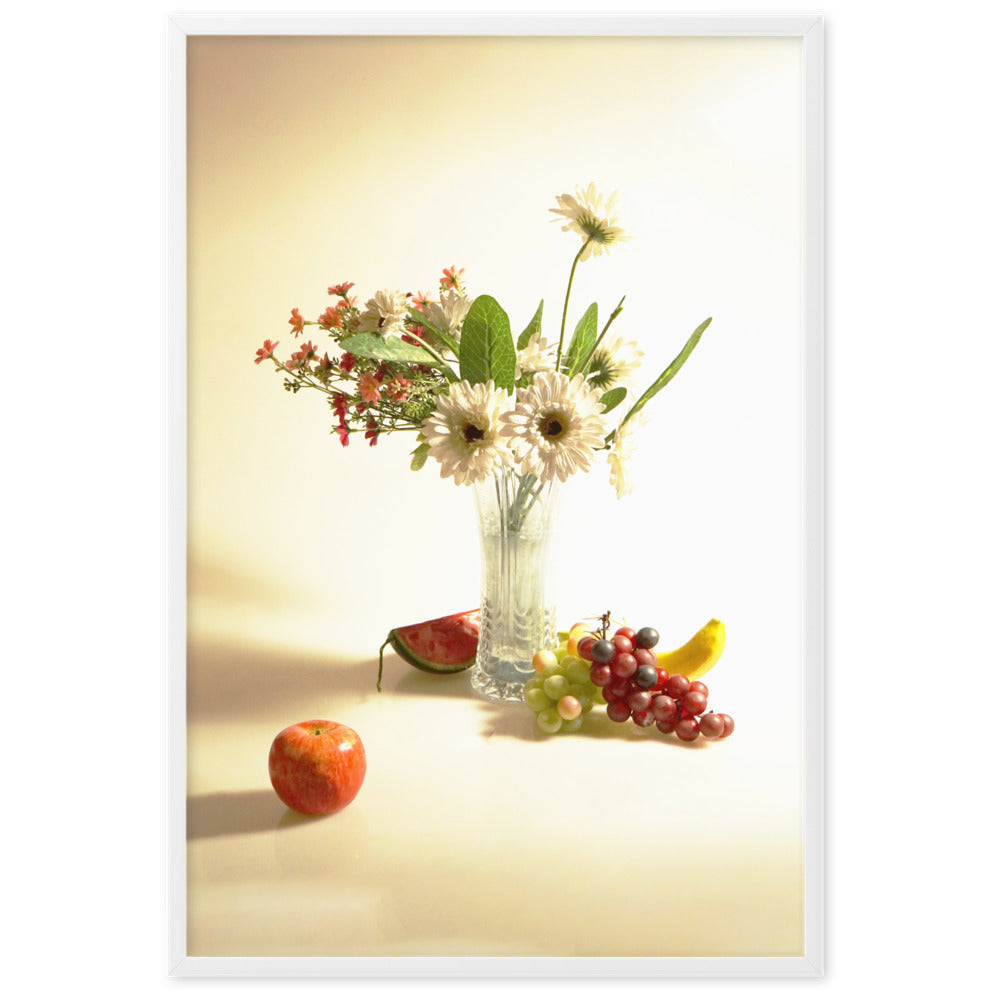 Flower Vase - Poster im Rahmen Kuratoren von artlia Weiß / 61×91 cm artlia