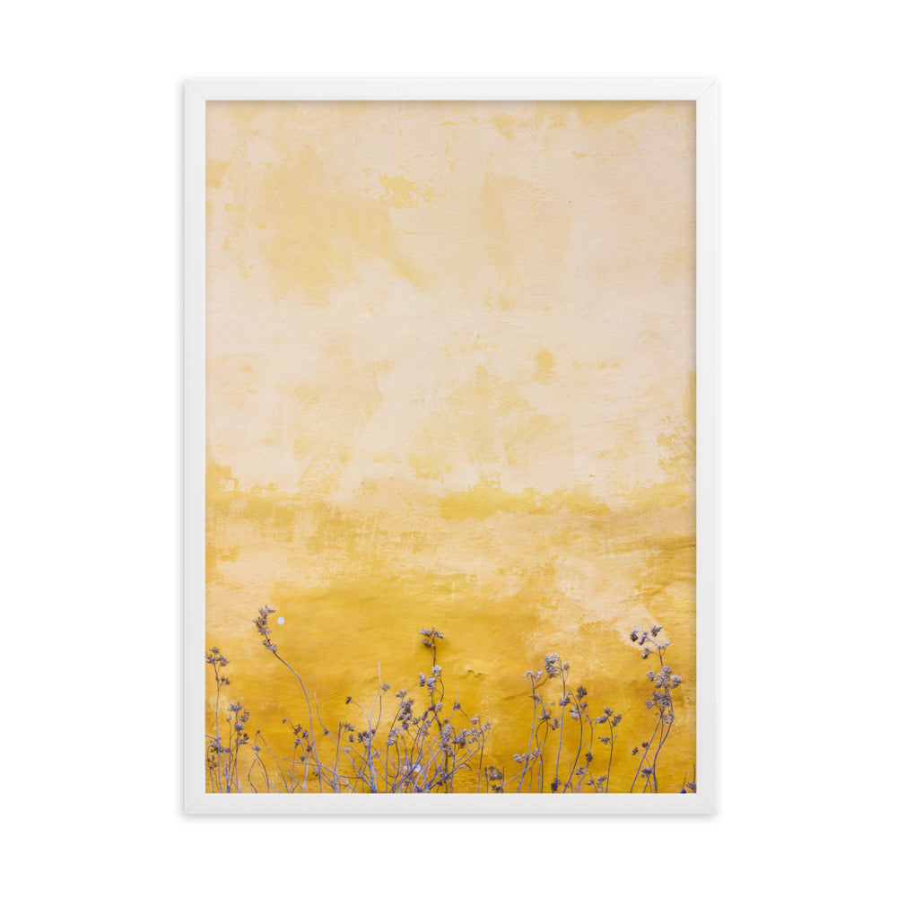 Gelbe Wand - Poster im Rahmen Kuratoren von artlia Weiß / 50×70 cm artlia