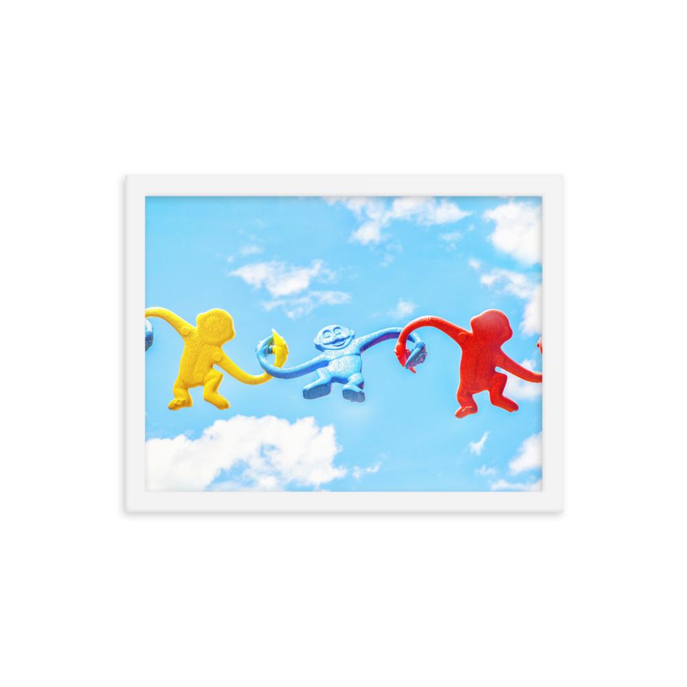 Himmlisches Teamwork - Poster im Rahmen Kuratoren von artlia weiß / 30x41 cm artlia