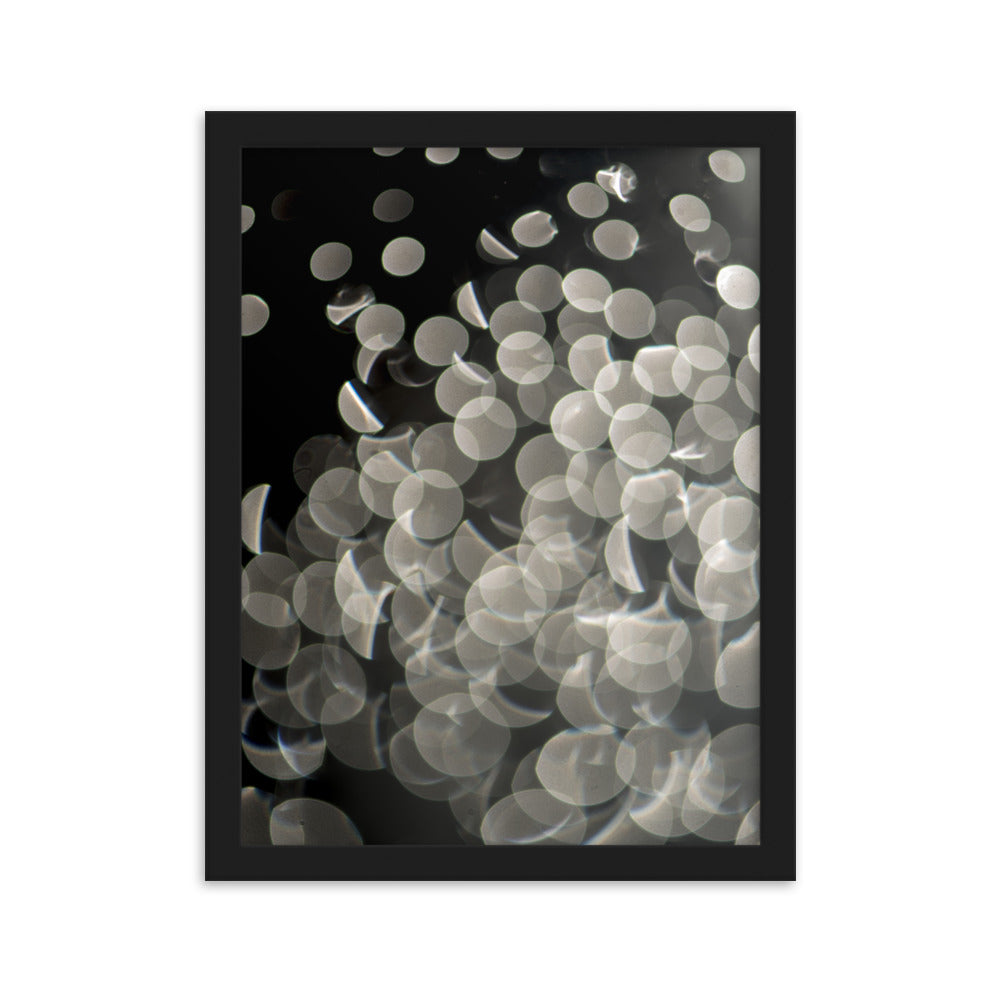 Lichtblasen - Poster im Rahmen Kuratoren von artlia Schwarz / 30×40 cm artlia