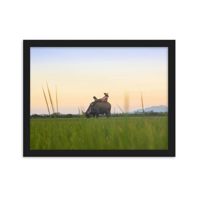 Peaceful Evening - Poster im Rahmen artlia Schwarz / 30×40 cm artlia