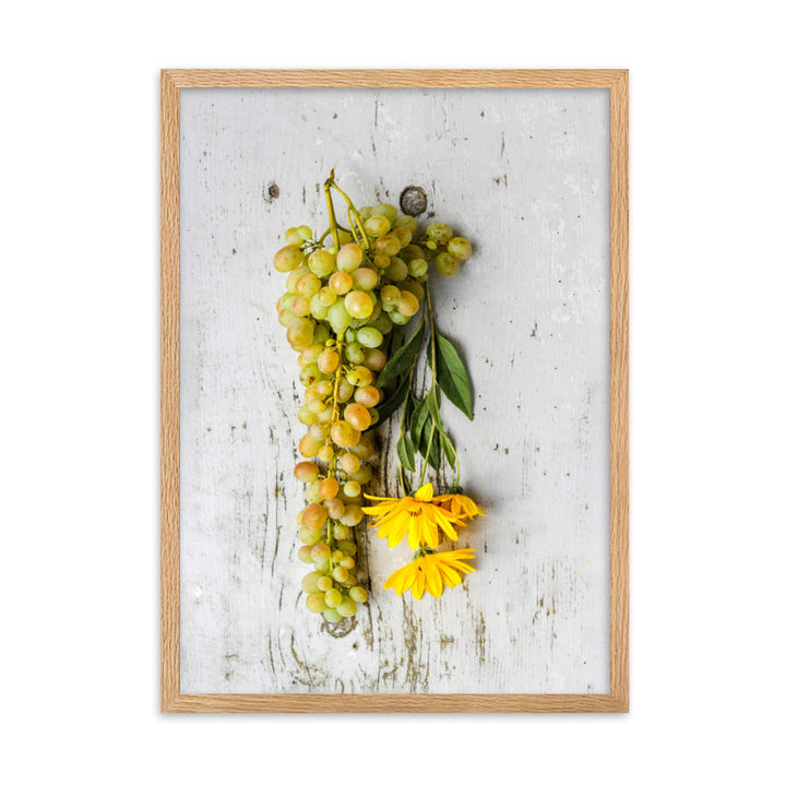 Poster mit Rahmen - Weintrauben und Blumen Kuratoren von artlia Oak / 50×70 cm artlia