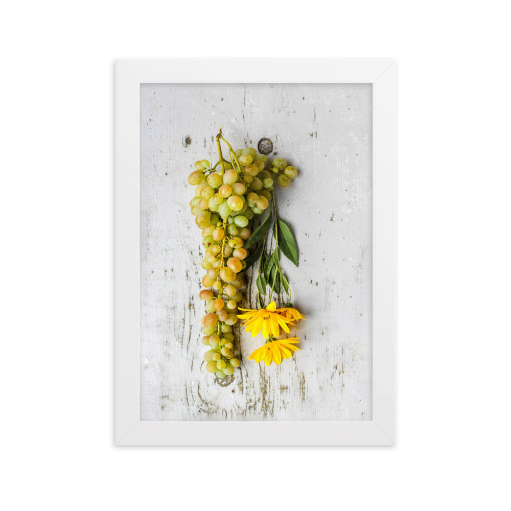 Poster mit Rahmen - Weintrauben und Blumen Kuratoren von artlia Weiß / 21×30 cm artlia