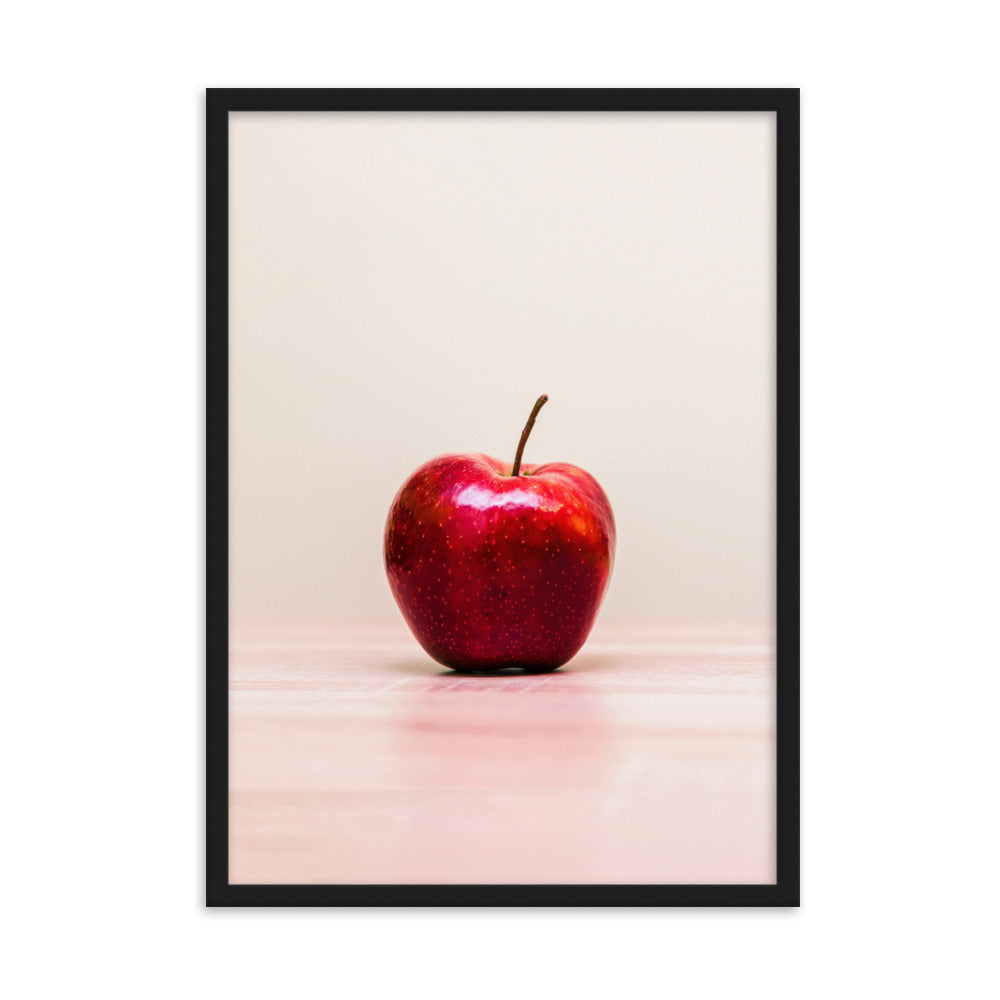 Red Apple - Poster im Rahmen Kuratoren von artlia Schwarz / 50×70 cm artlia