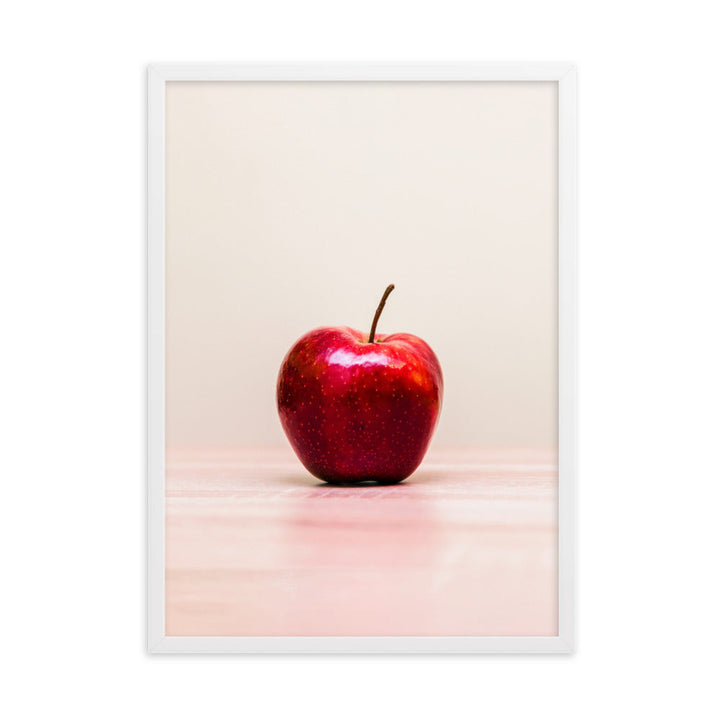 Red Apple - Poster im Rahmen Kuratoren von artlia Weiß / 50×70 cm artlia