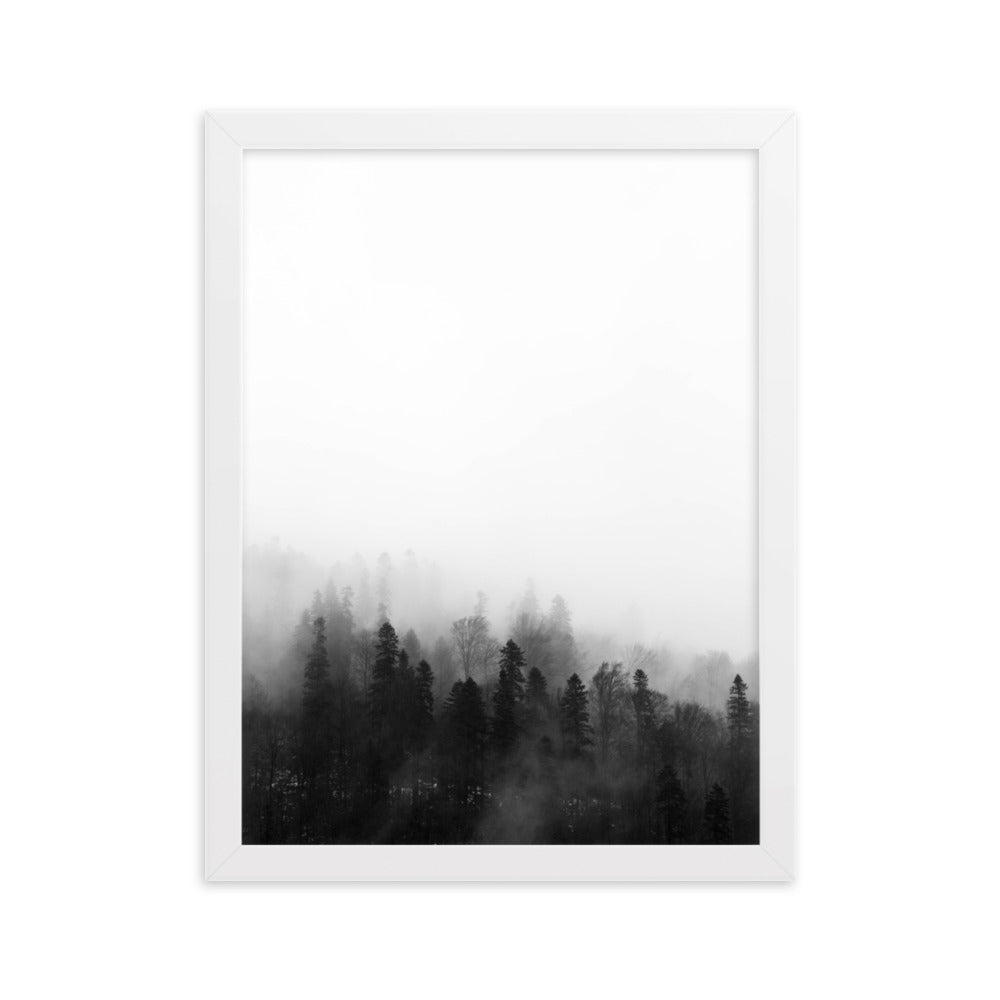 Wald im Nebel - Poster im Rahmen Kuratoren von artlia Weiß / 30×40 cm artlia