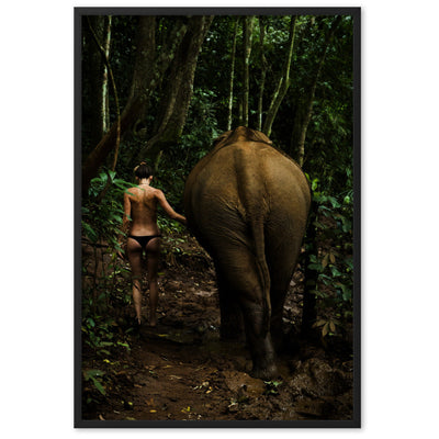Walking into the Jungle - Poster im Rahmen Kuratoren von artlia Schwarz / 61×91 cm artlia