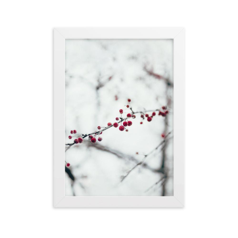 Winterbeeren Winterberries - Poster im Rahmen artlia Weiß / 21×30 cm artlia
