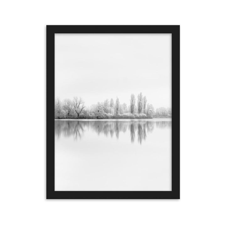 Winterlicher See Winter Lake - Poster im Rahmen artlia Schwarz / 30×40 cm artlia